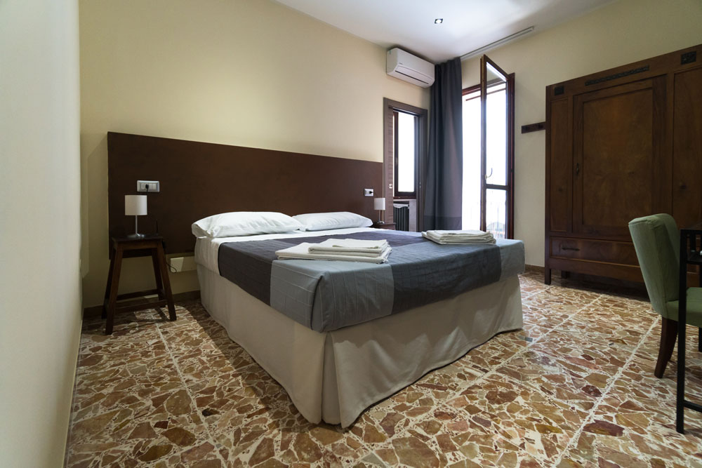 Relais Corte dei Turchi Longiano-Emilia Romagna-camera da letto-b&b