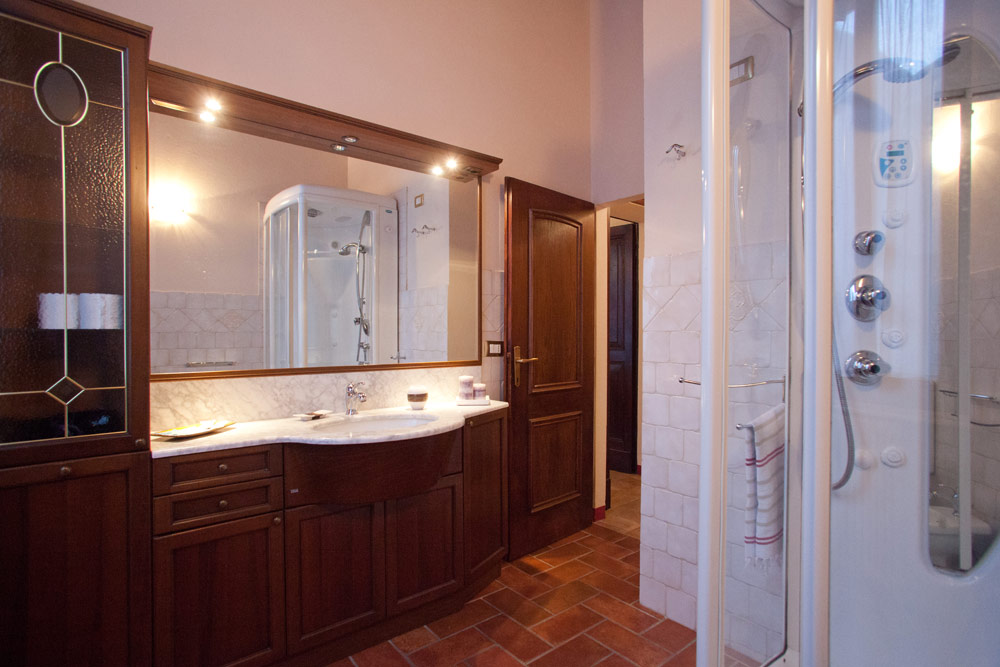 Relais Corte dei Turchi Longiano-Emilia Romagna-bagno-bed and breakfast